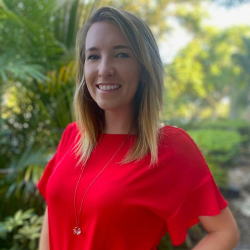 Lauren_Danker_headshot_111924-500